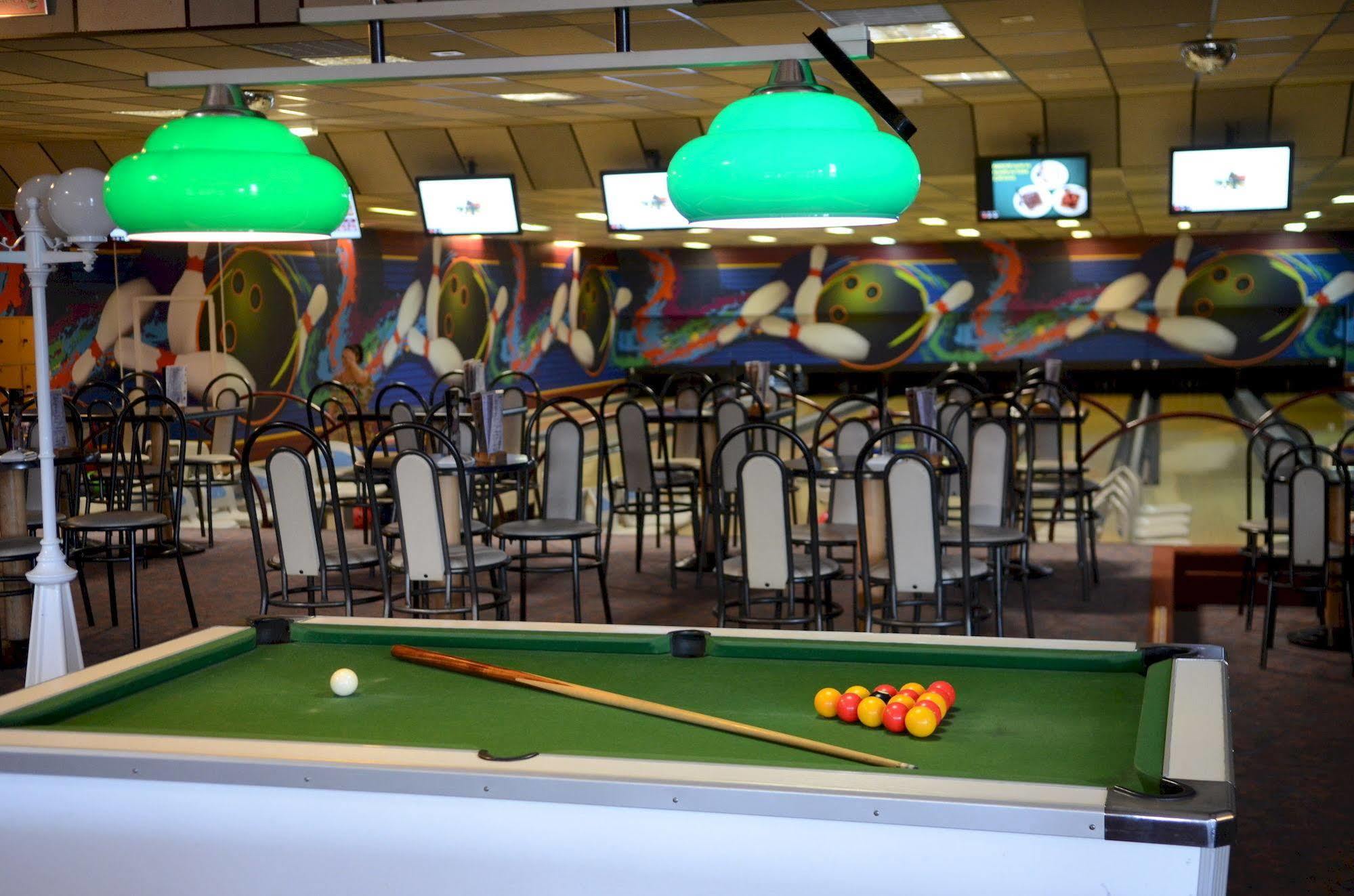Cit'Hotel Restaurant Du Bowling De Millau Eksteriør bilde